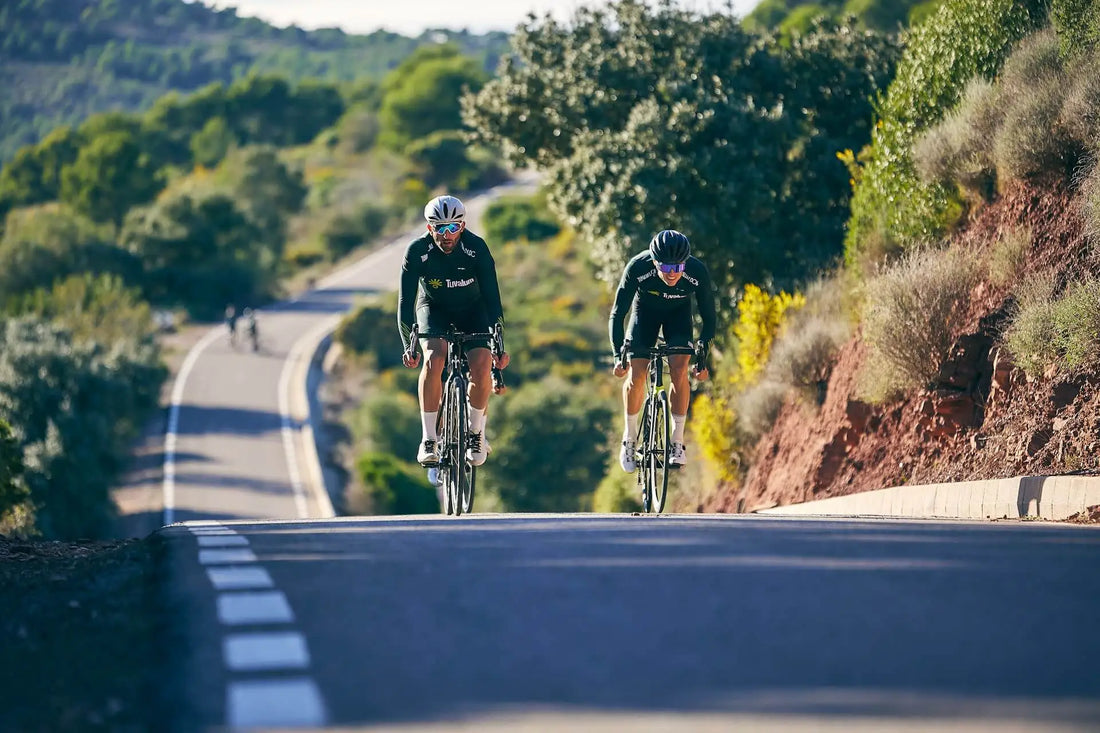 Crema solar para ciclistas: protección absoluta en carretera y MTB